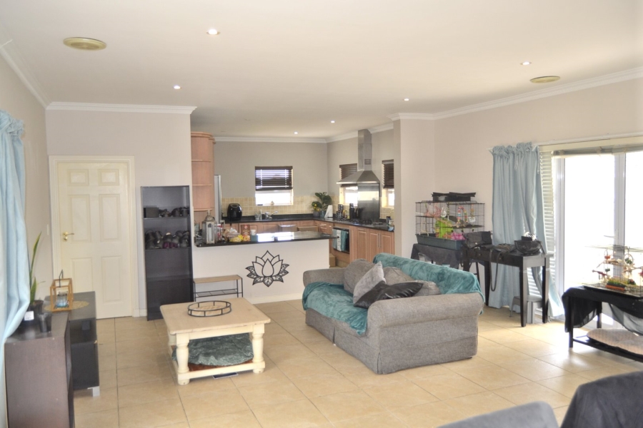 To Let 3 Bedroom Property for Rent in Somerset Heights Western Cape